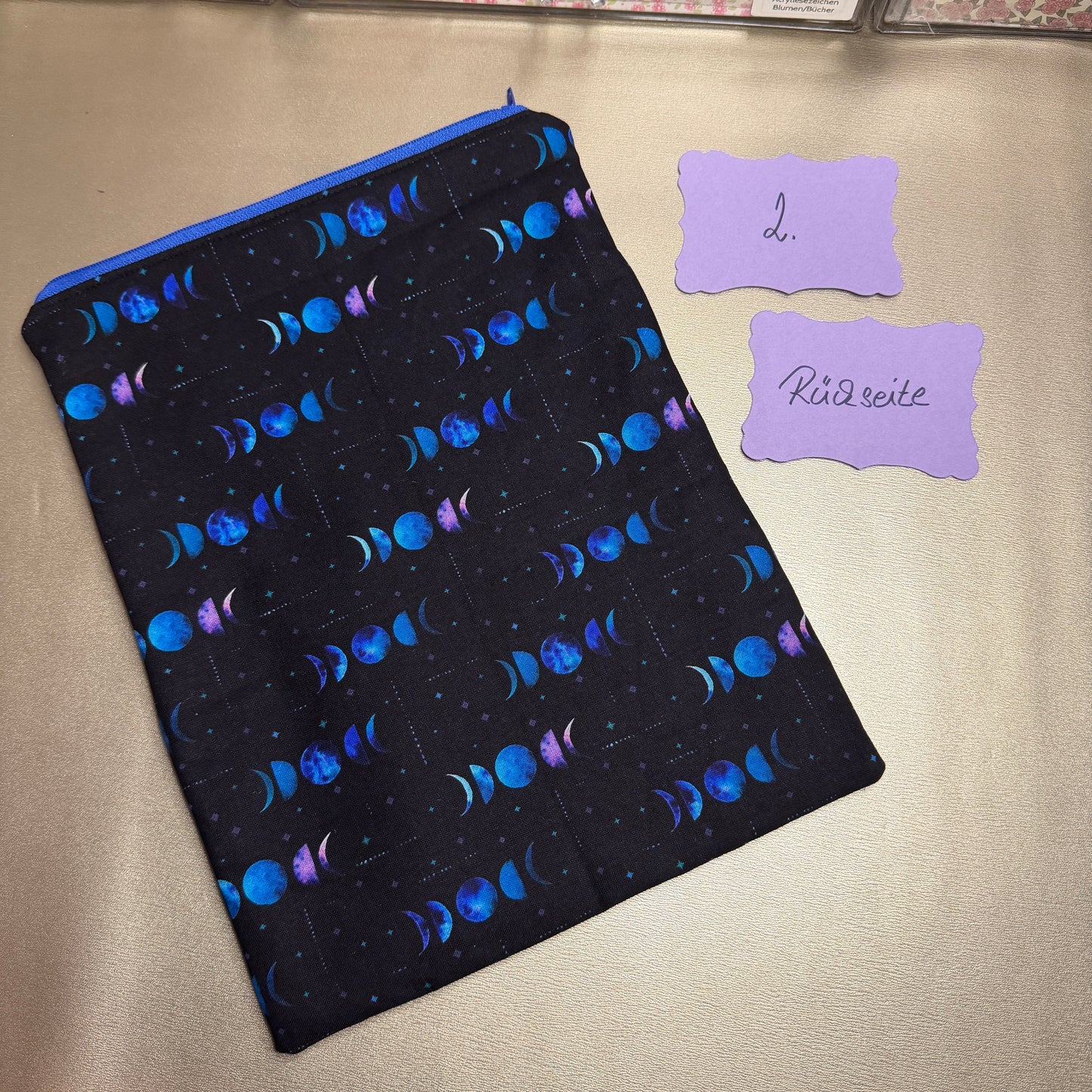 Buchbeutel mit Reißverschluss - Mondphasen - schwarz/blau