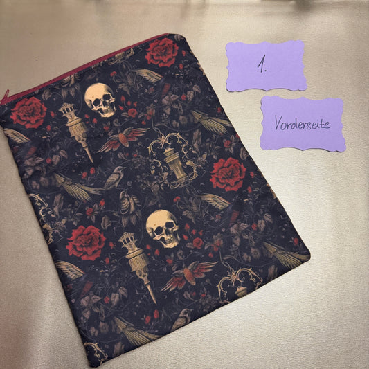 Buchbeutel mit Reißverschluss - Totenkopf 2 - schwarz/rot
