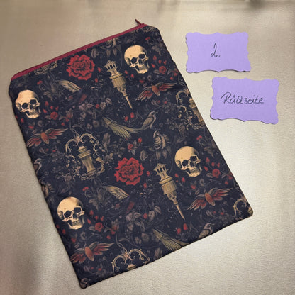 Buchbeutel mit Reißverschluss - Totenkopf 2 - schwarz/rot
