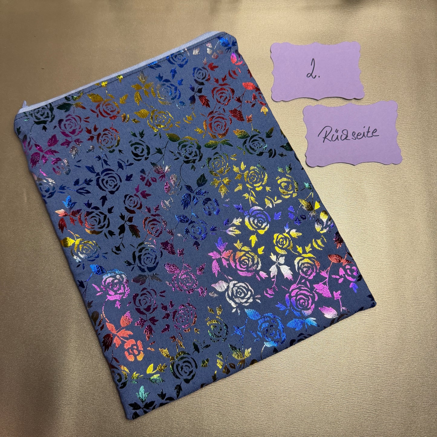 Buchbeutel mit Reißverschluss - Rosen - blau/holo