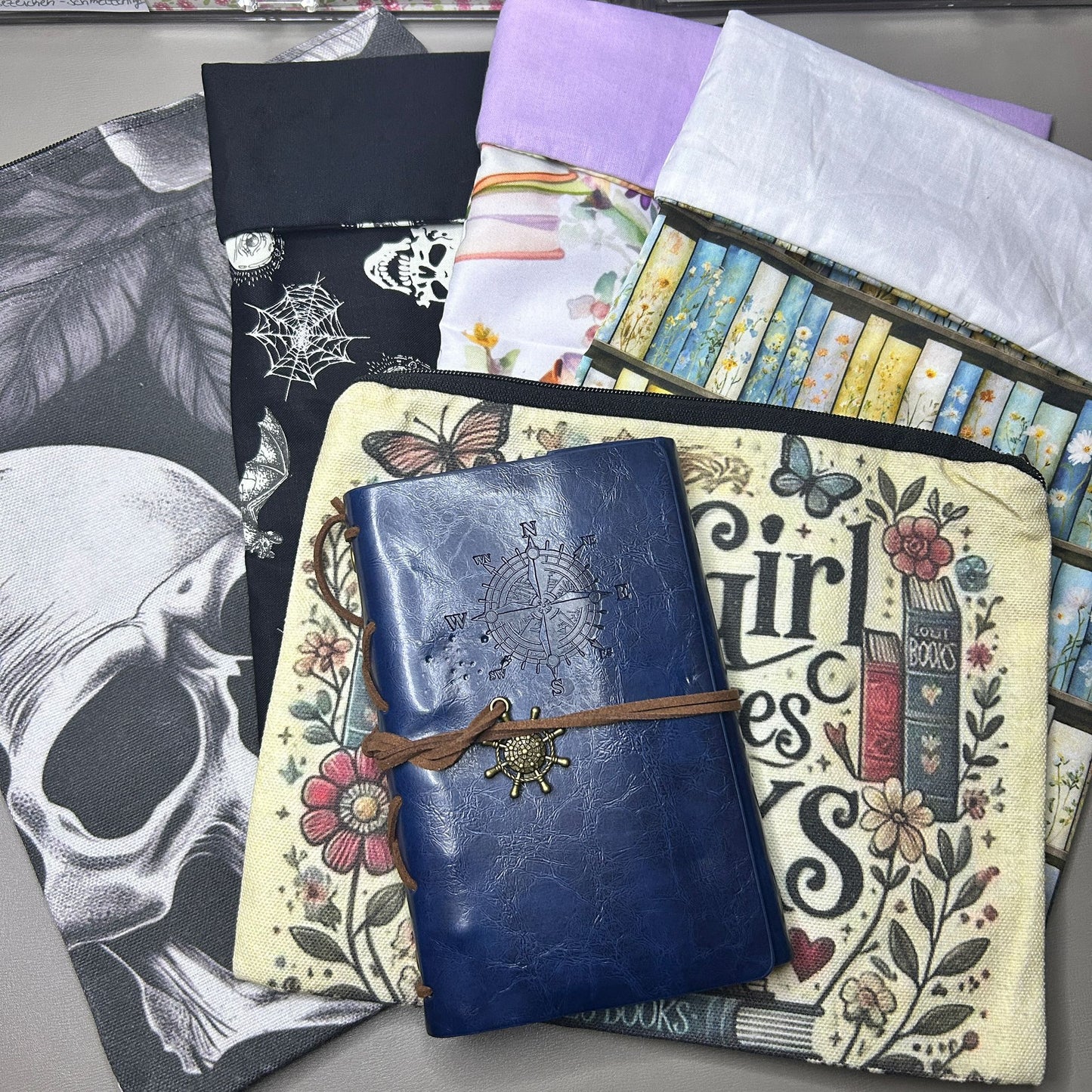 Extra Kapseln – Überraschung mit buchigem Inhalt | Geschenke für Buchliebhaber | Personalisierbar