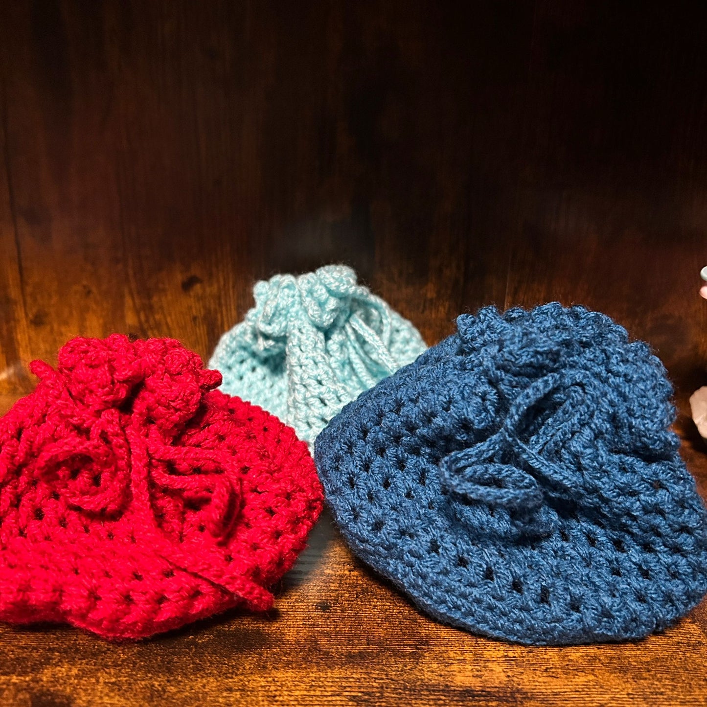 Edelstein Bingo – Handgehäkelter Beutel mit Edelsteinen | Edelsteinliebhaber | Überraschung | Geschenke | Edelsteine